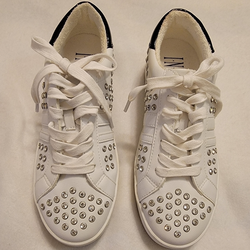 I.N.C. (International concepts) 6 Medium shoes with rhinestones